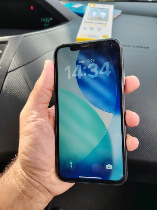 Iphone 11 128GB.