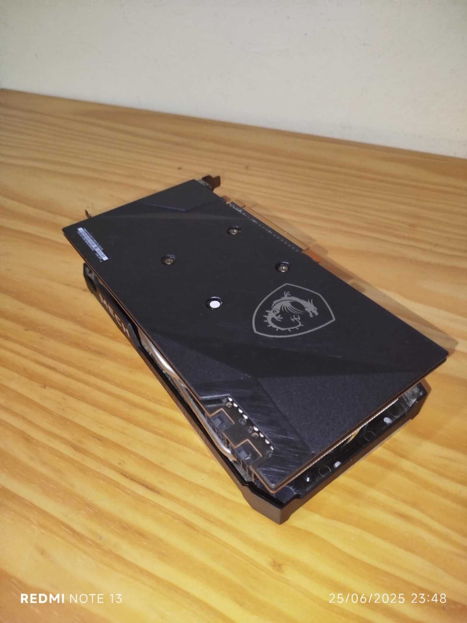 Placa Gráfica RX 6700 XT 12 GB