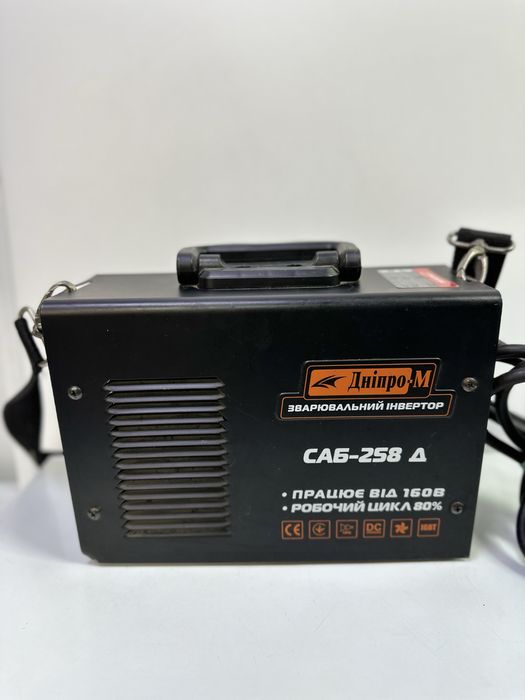 Сварочный инвертор Днипро-М CAБ-258Д