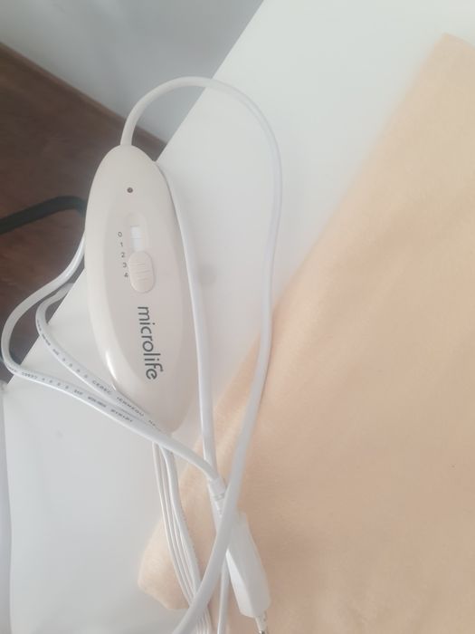 Ogrzewacz elektryczny do karku Microlife FH 100