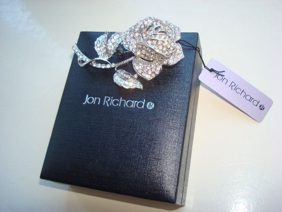 брошка коробка нова Jon Richard 6см 3D на подарунок