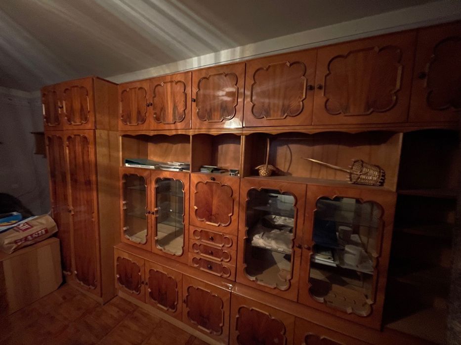 Велика шафа-сервант