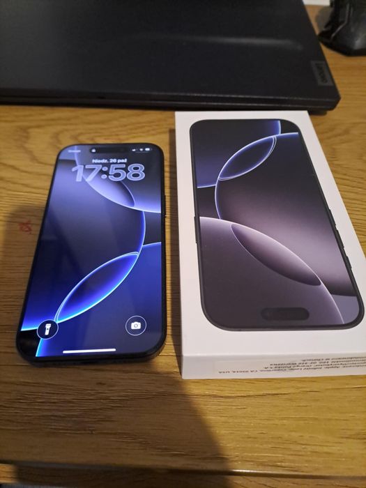Iphone 16 pro 256gb jak nowy