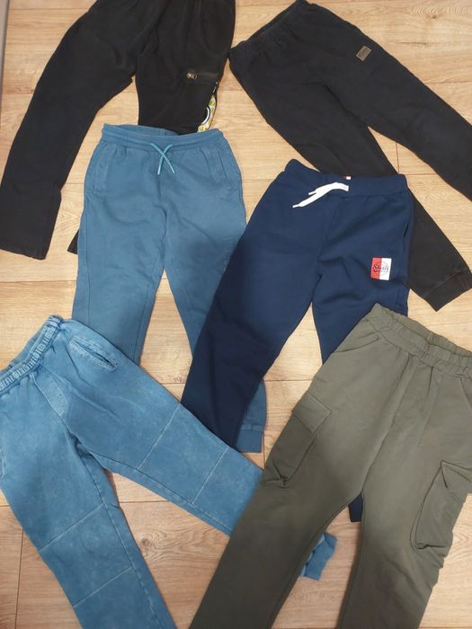 Paka spodni dresowych, 6 sztuk,  roz. 140 - 158