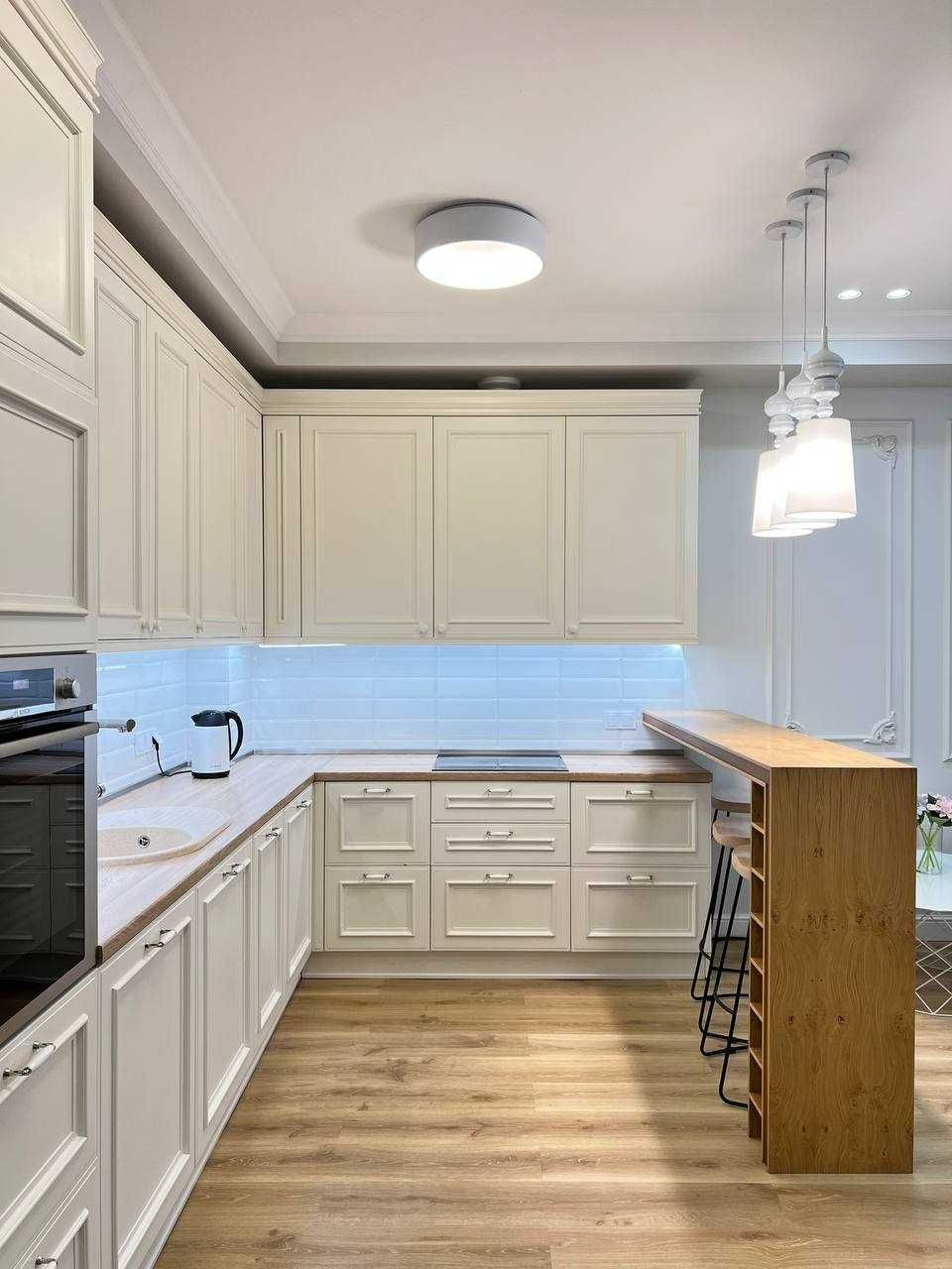Продам в центре Днепра ул. Херсонская 9, жк Каскад 2.