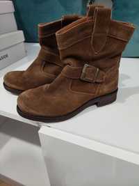 Botas como novas