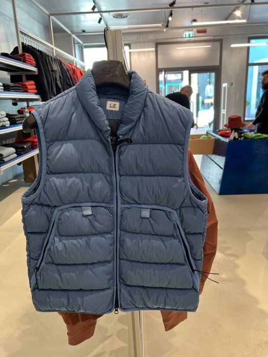Жилетки відомих брендів C.P. Сompany / Stone Island