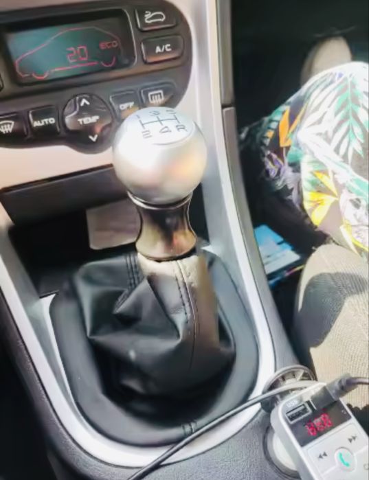 чехол ручка кпп Peugeot 206 207 307 CC Citroen C3 c5 xsara