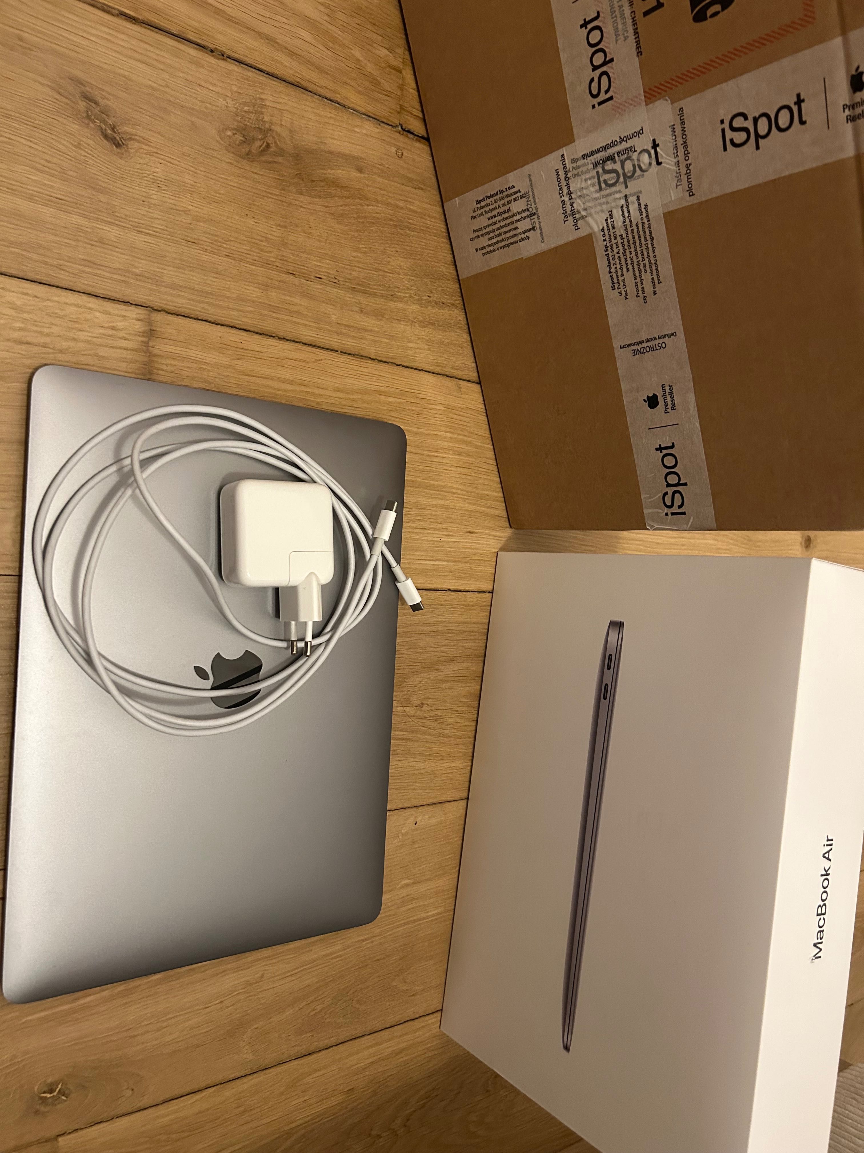 Mac Book Air M1 256 GB 8 gb RAM