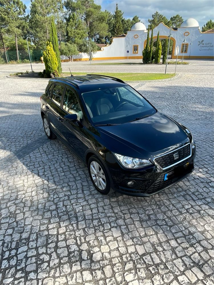 Seat Arona 1.6 Tdi Style  ( Apenas 93000 kms em estado irrepreensivel)
