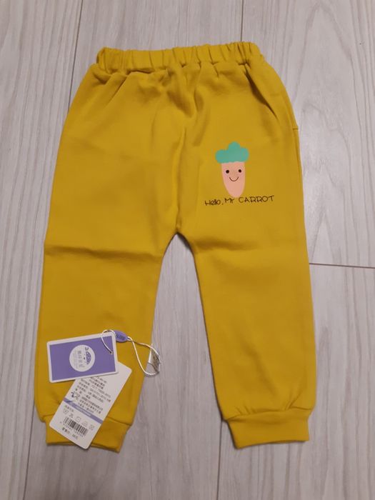 Яскраві дитячі штани на малюка 9-12 місяців