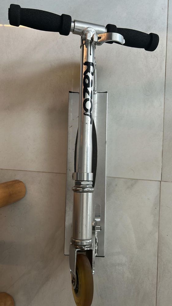 Trotinete Razor desdobravel, excelente preco!