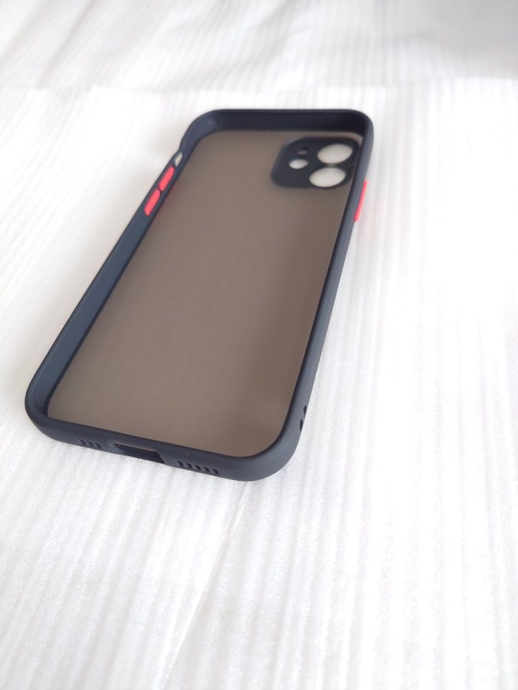 Etui do iPhone 12 półprzezroczyste ciemne Plecki Case Nowe