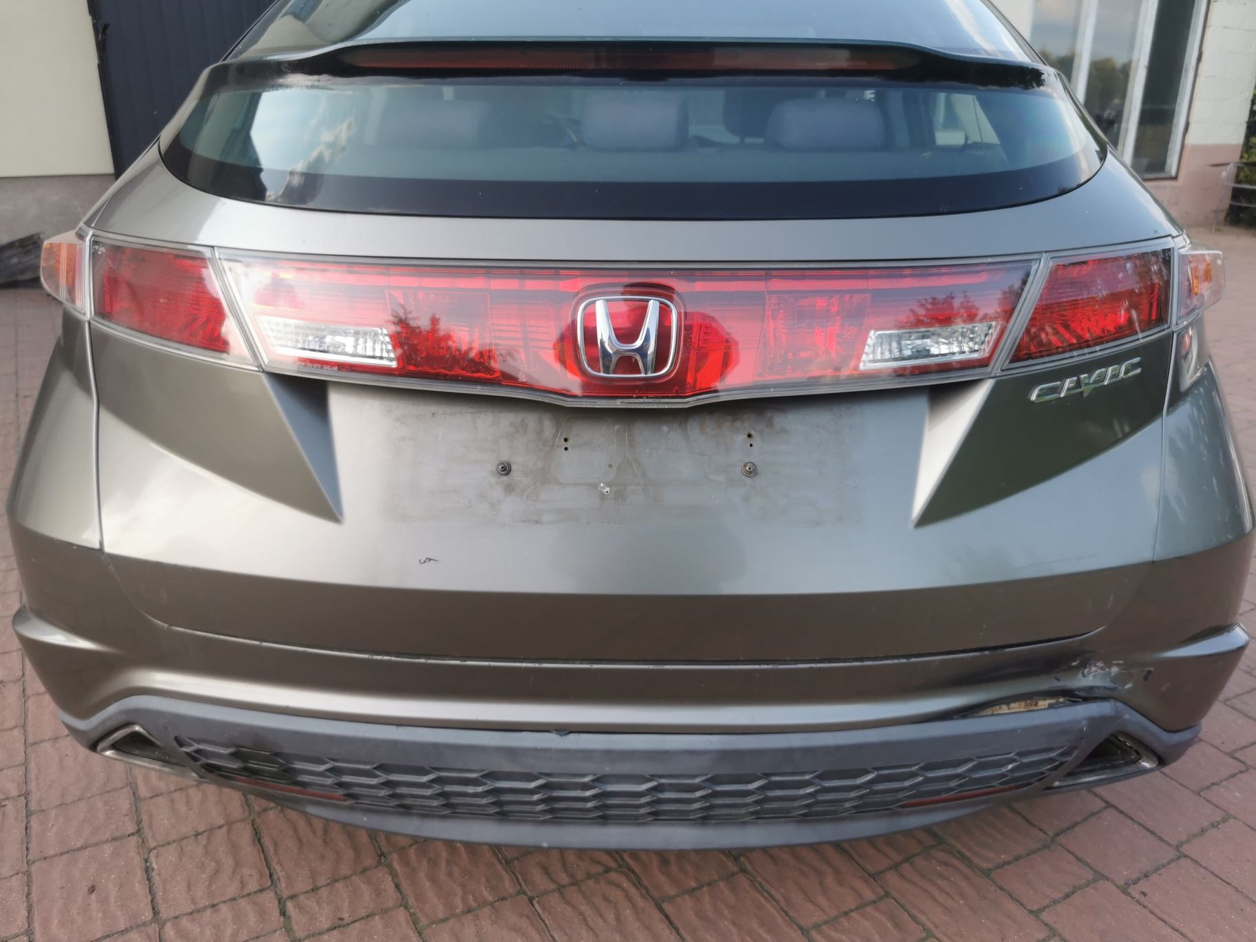 Komplet Silnik 1.8 Skrzynia Honda Civic VIII UFO NH701M Części