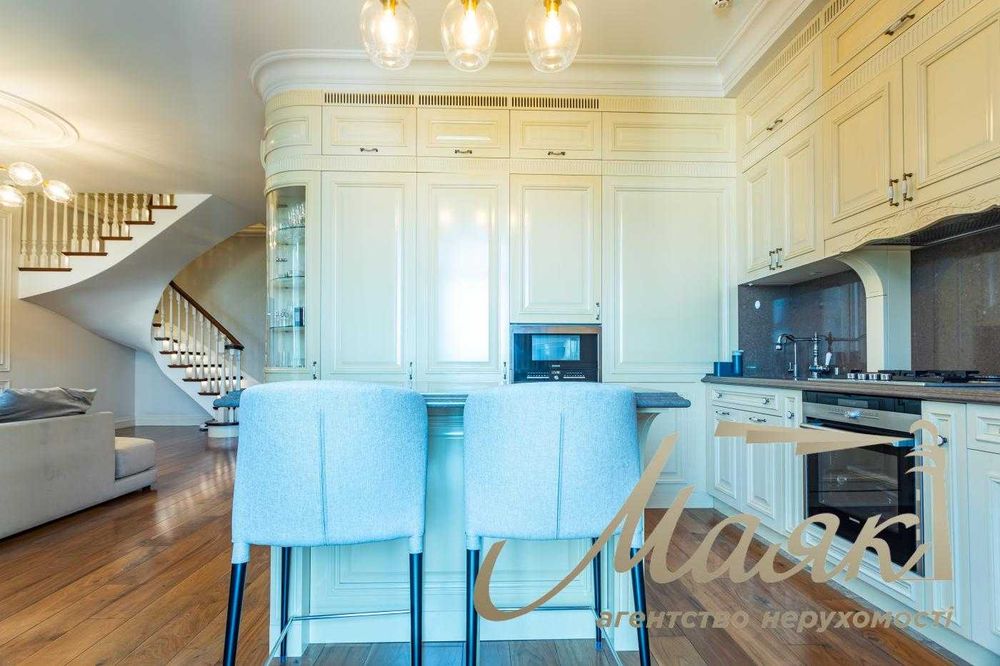 Продаж 3к квартири/пентхаус з ремонтом і паркомісцем, Печерськ