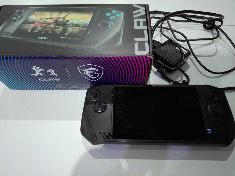 Handheld MSI CLAW 064PL i7