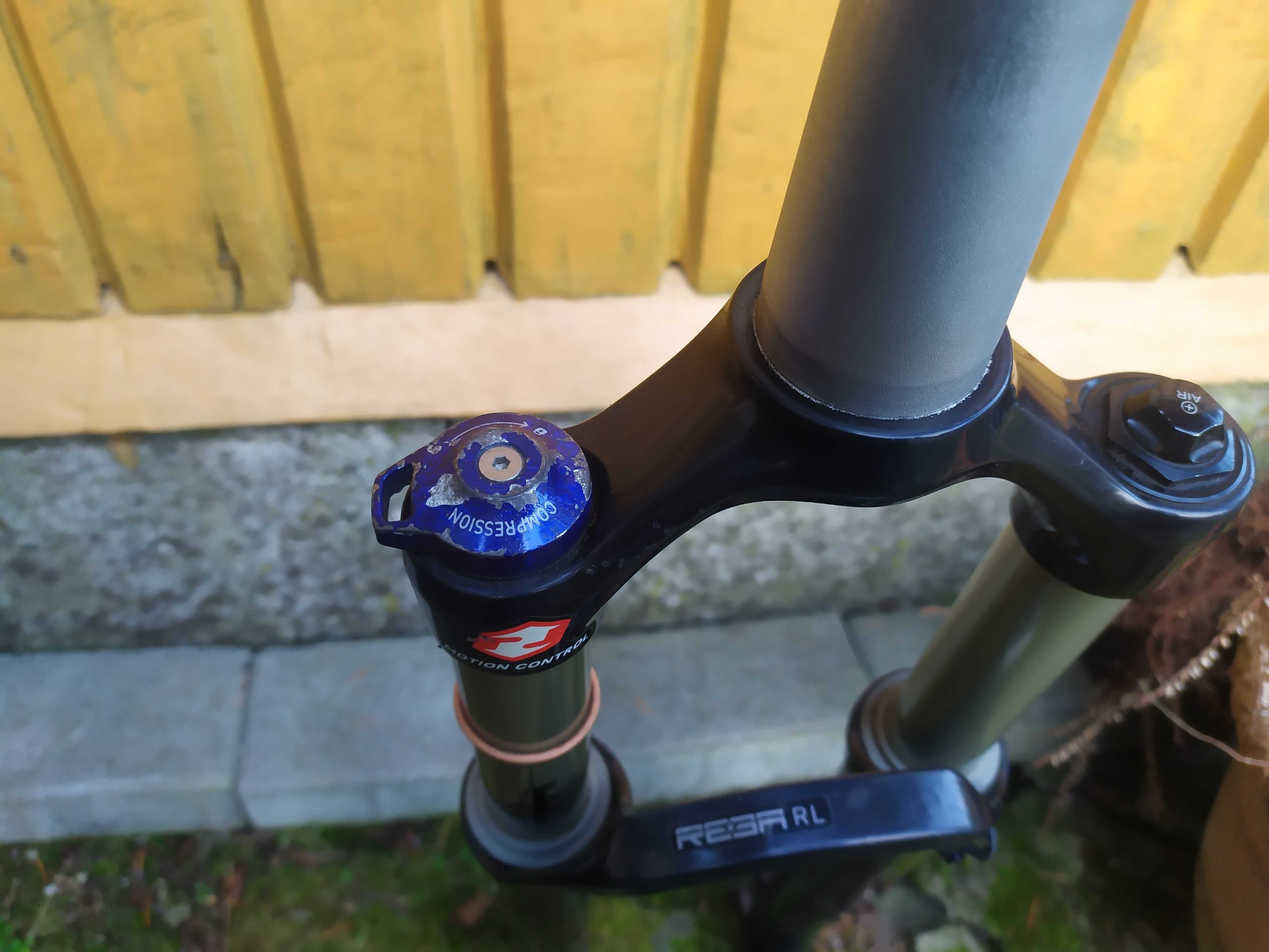 Rock Shox REBA RL amortyzotor przedni 26'' DualAIR Tapered 120mm