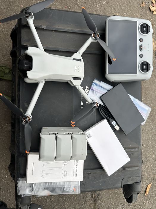 Продам дрон Мавік Dji Mavic mini3