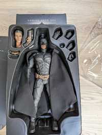 Hot Toys MMS71: Batman The Dark Knight Version