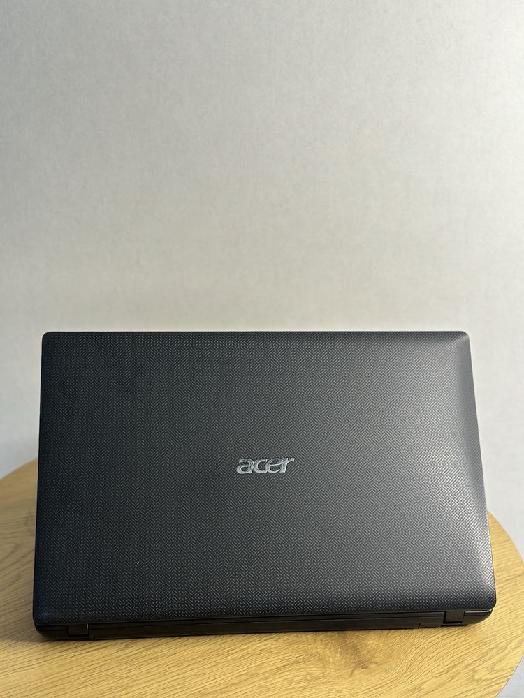 Ноутбук Acer Aspire 5742G i5-480M / 4GB / 15.6”  з Німеччини