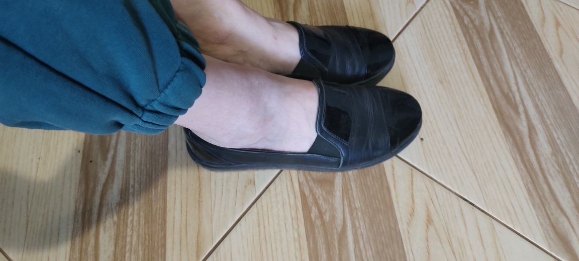 Туфлі 37-38, макасини шкіряні. Взуття жіноче 24 см