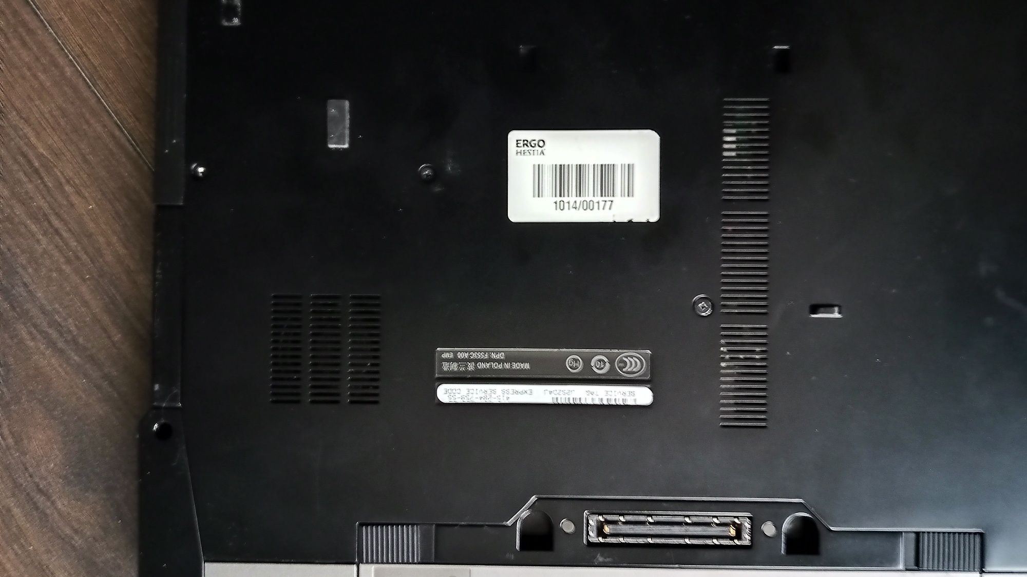 Laptop Dell uszkodzony