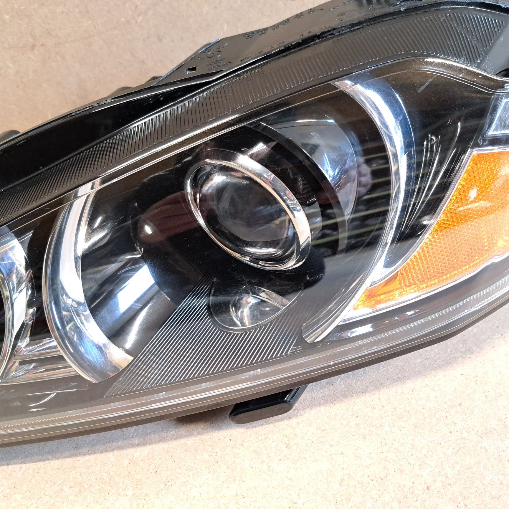 Jaguar xf x250 lift lampa reflektor bi xenon nieskretny led lewy USA