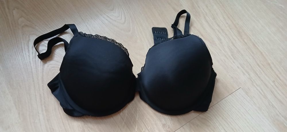 H&M biustonosz, 75D