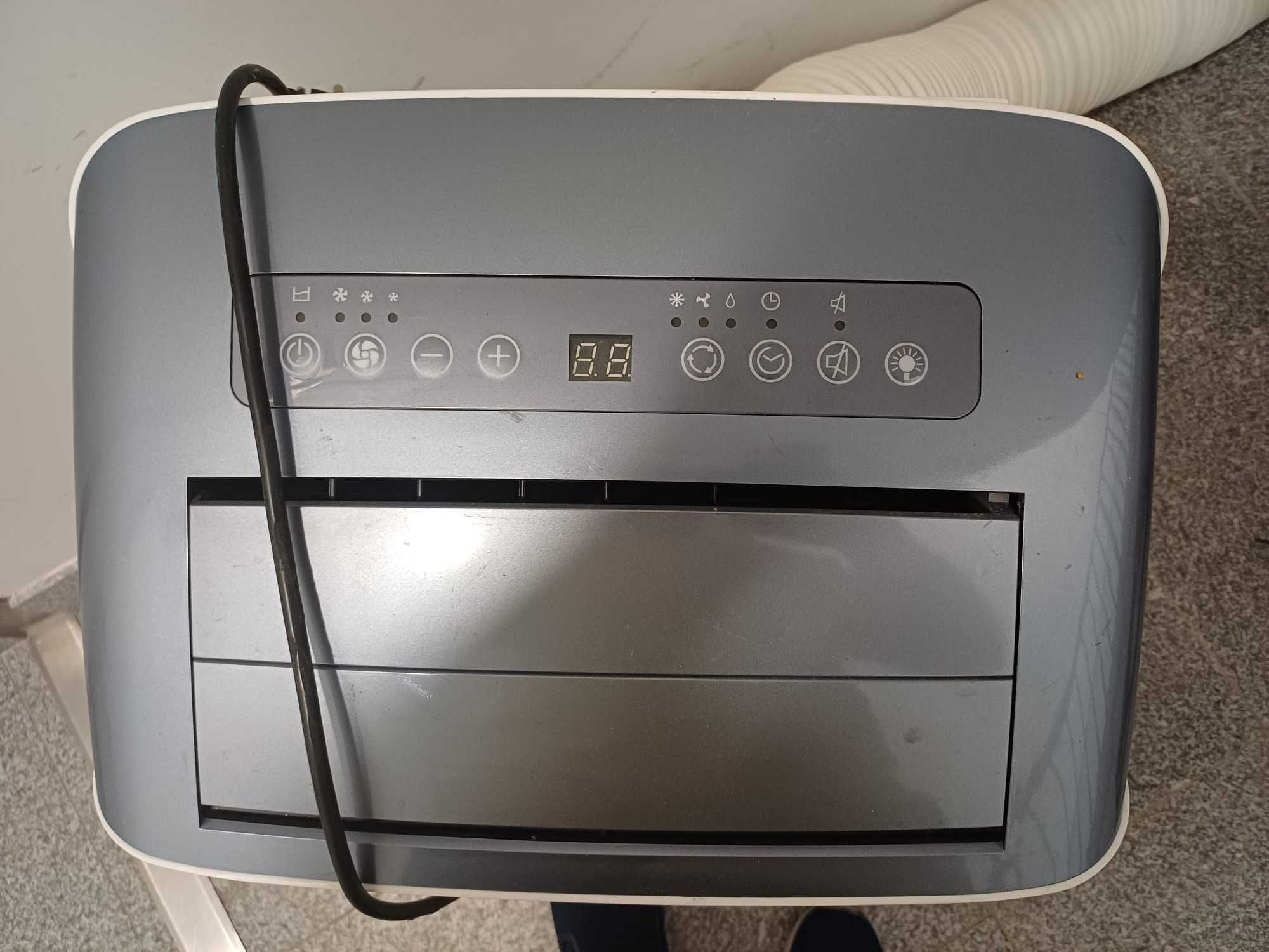 Ar condicionado portatil.