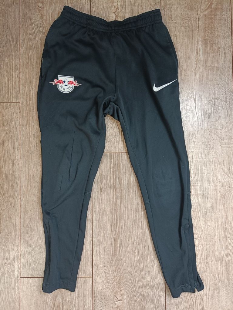 spodnie Nike dri fit 128 w czarne