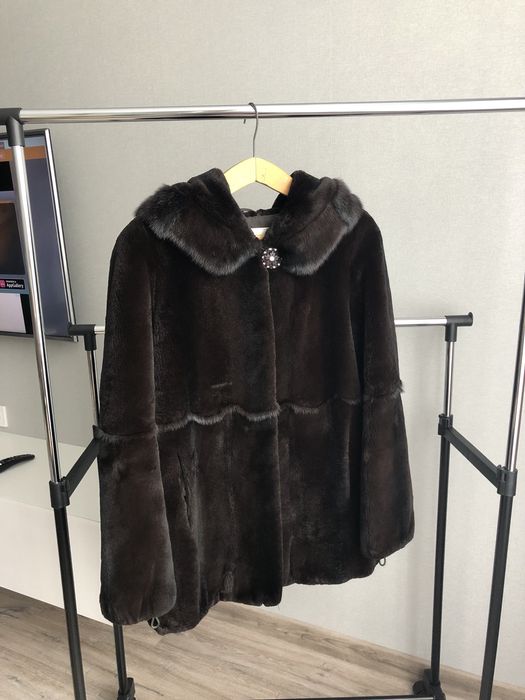 Продам шубу з хутра стриженого бобра