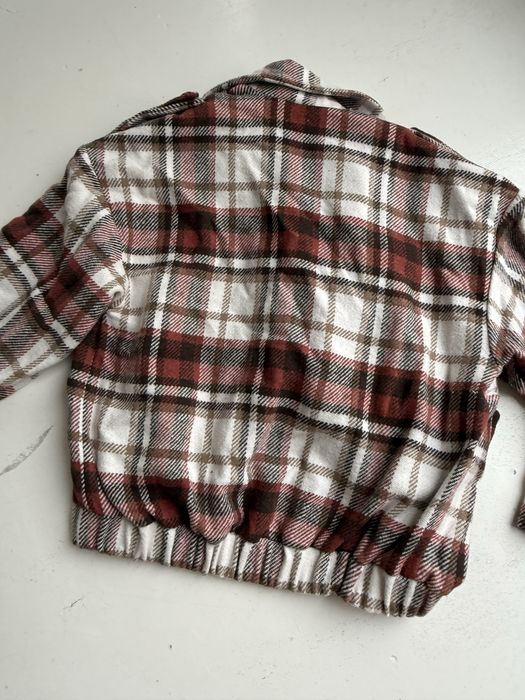 Куртка в клетку. Новая.