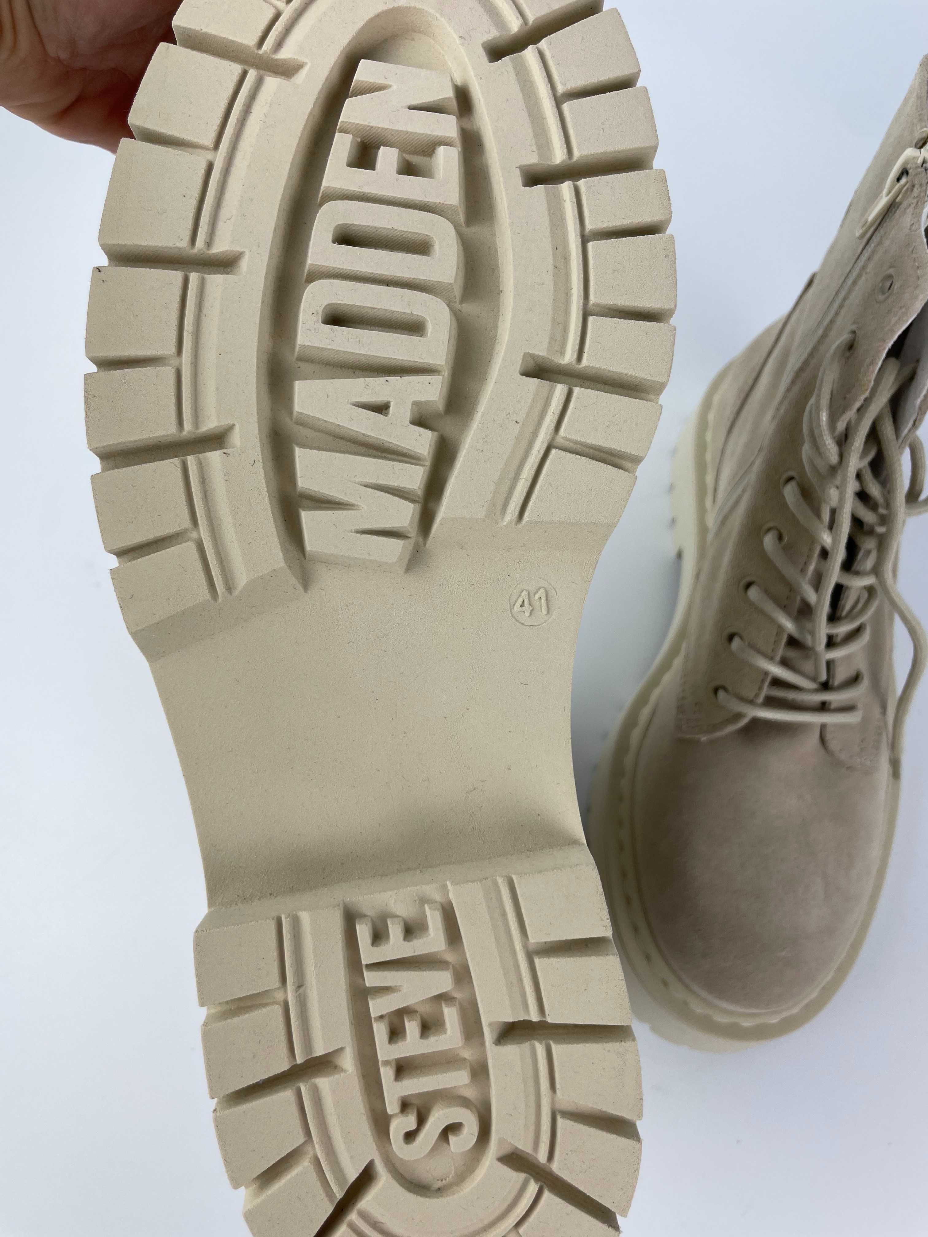 Stylowe botki Steve Madden trapery beżowy minimalizm rozmiar 41 [400]