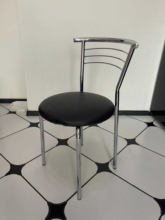 Продам крісла в хорошому стані