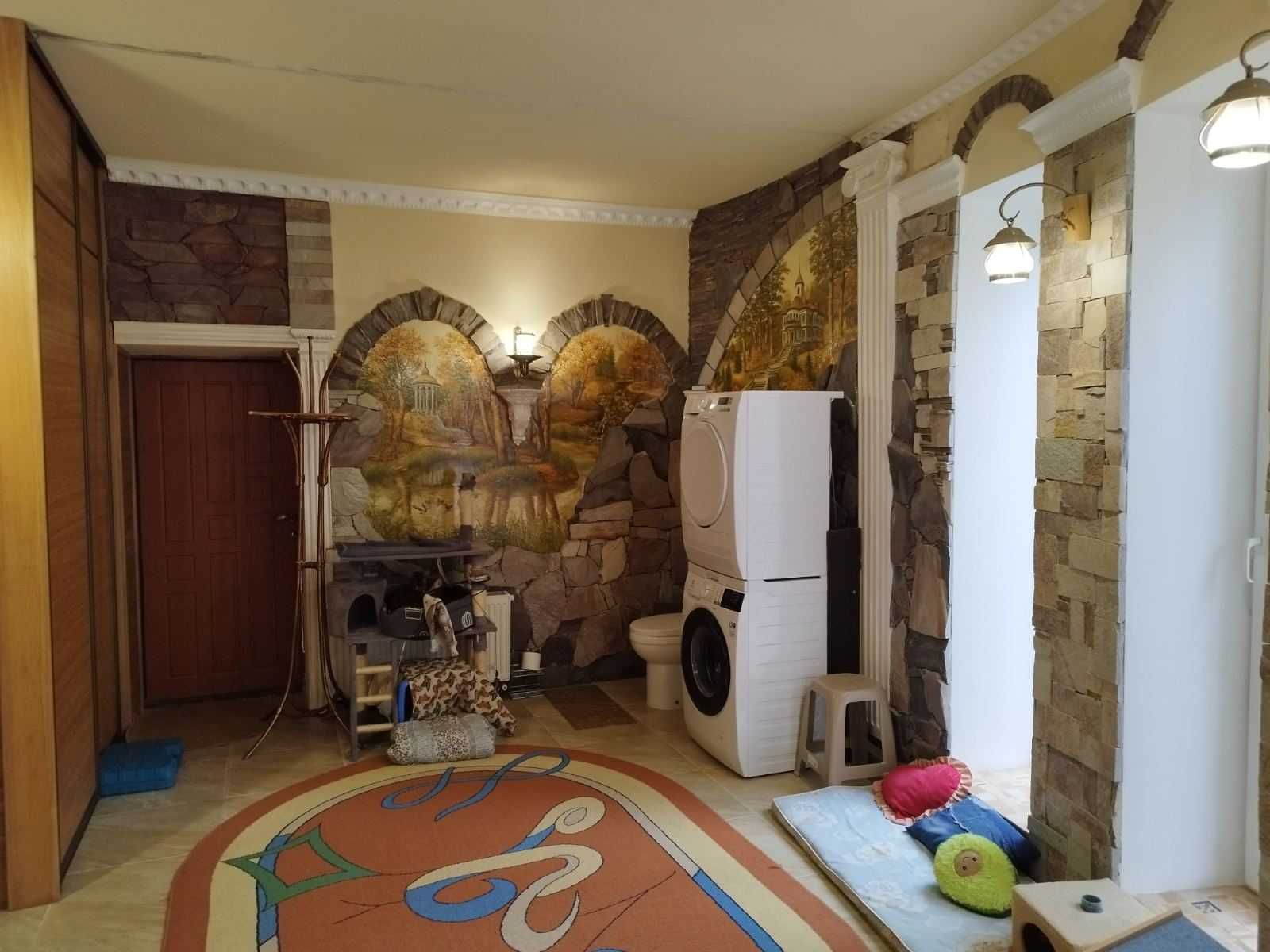 Продам шикарный дом с большим участком в Кристальном Новоалександровки