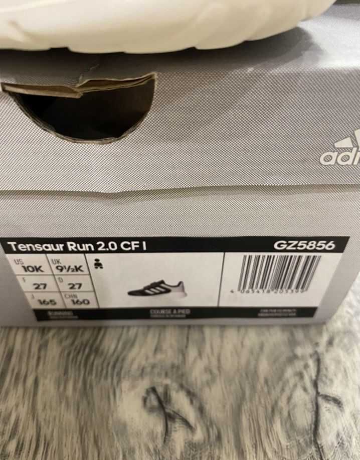 Кроссовки новые Adidas 27p-p