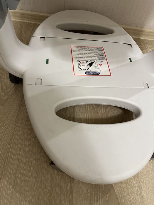 Стульчик для кормления Tatamia від Peg Perego