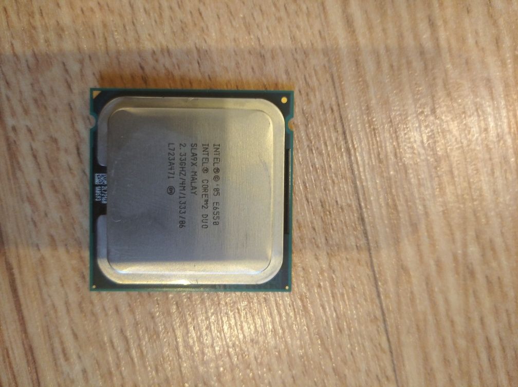 Комплект процессор Intel G1840 / E6550 + кулер