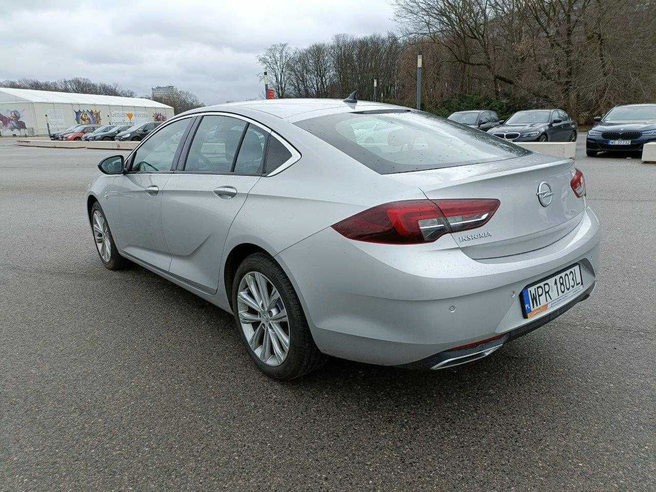 Opel Insignia, Wynajem długoterminowy samochodów, wypożyczalnia aut