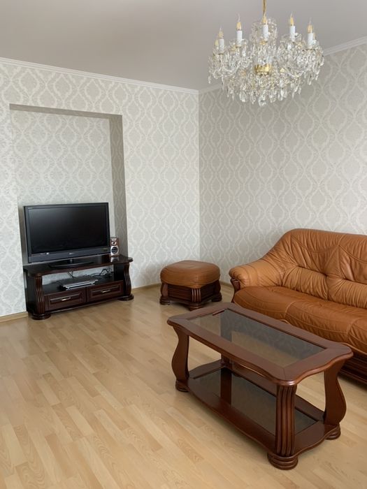 3-х комнатная район ТЦ «Украина»