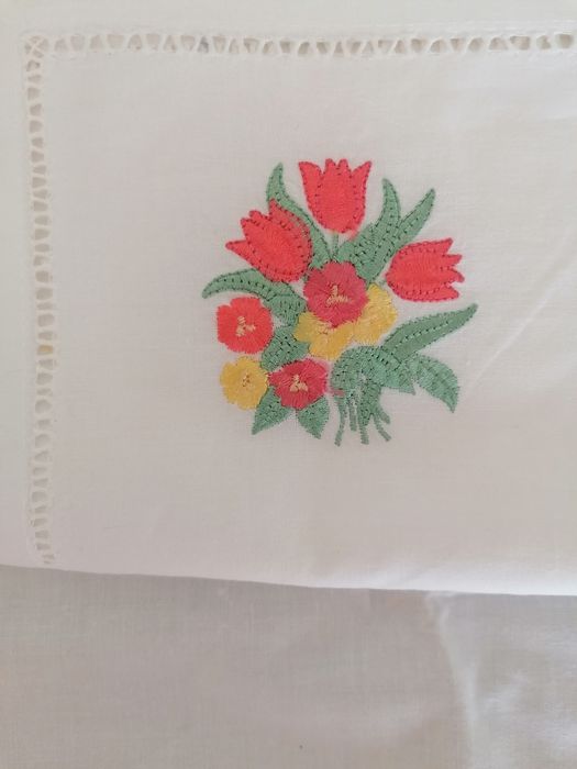 Individuais bordados