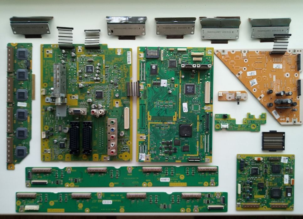 Телевізор плазменний Panasonic TH-R42PV70