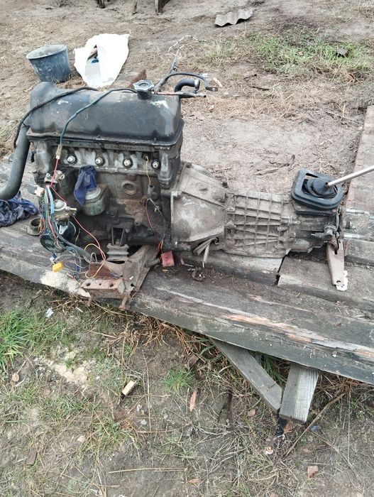 Продам коробка пятиступка у зборі з мотором і  передня балка