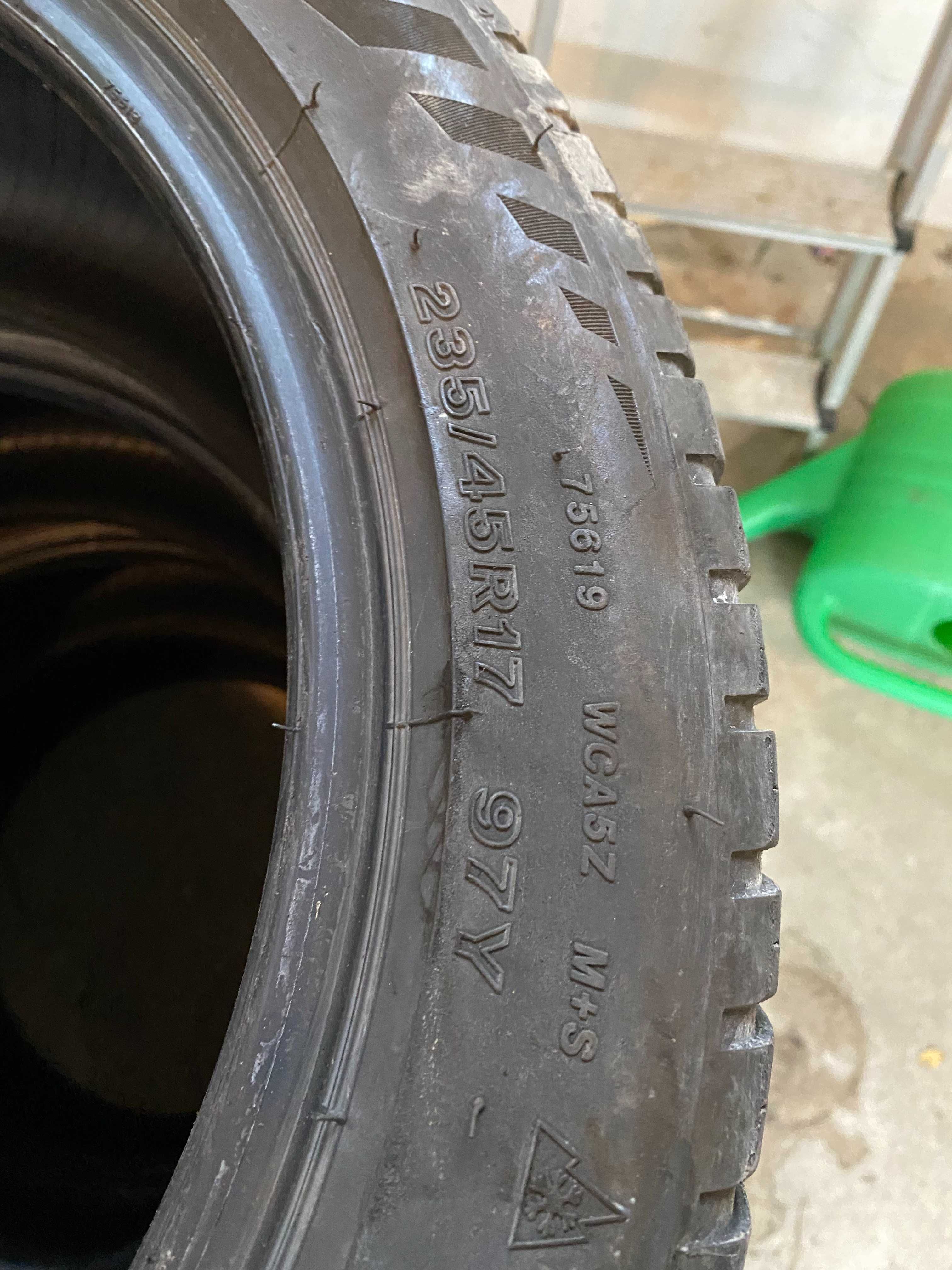 Sprzedam opony 235/45/17 Bridgestone Weathercontrol