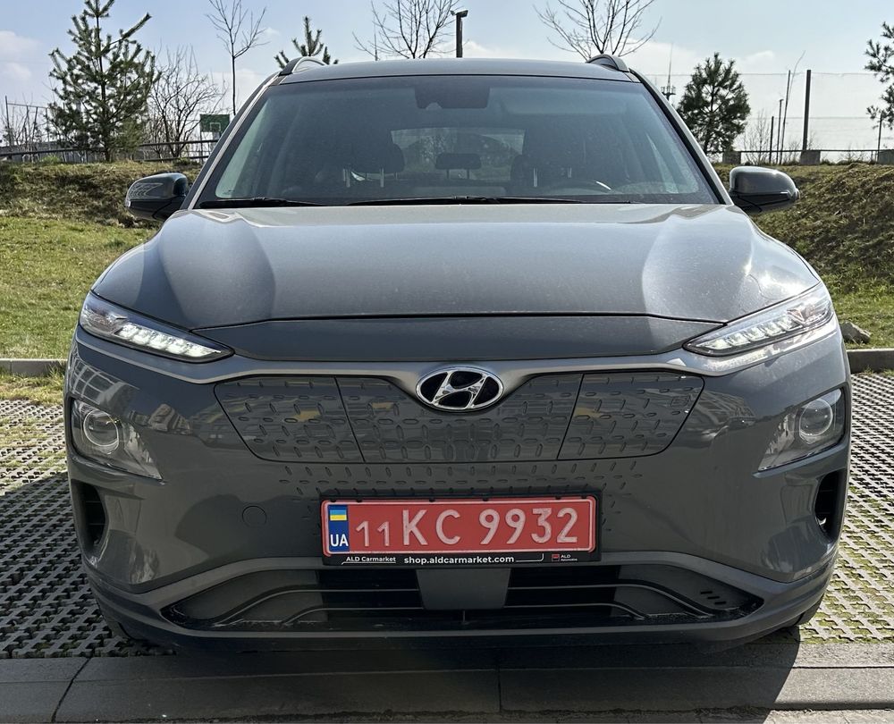 Hyundai Kona 39 kw 2020 e golf niro leaf zoe ioniq