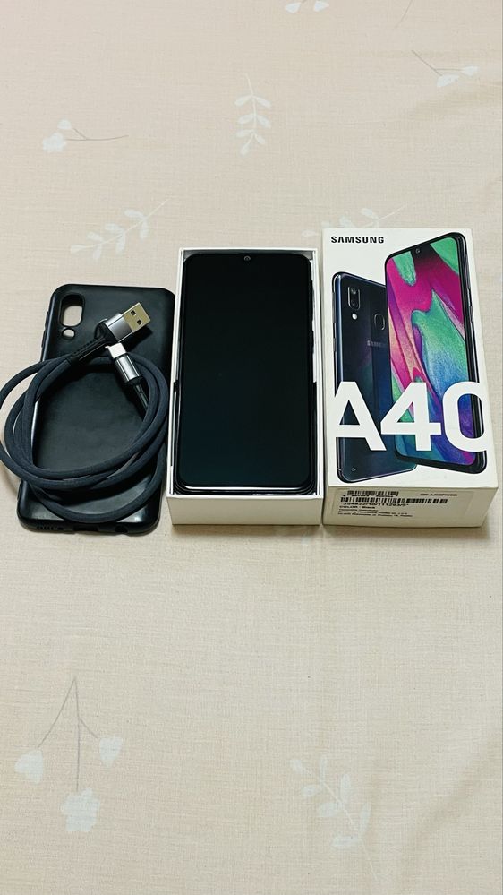 Мобільний телефон Samsung Galaxy A 40