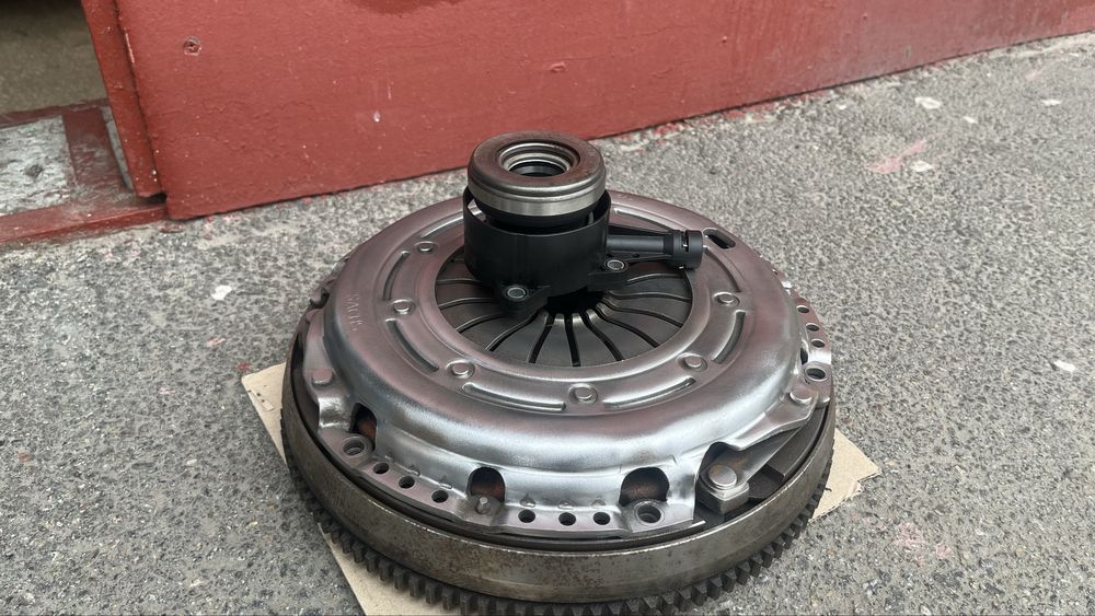 Маховик SACHS Fod C-Max 1.8 TDCI