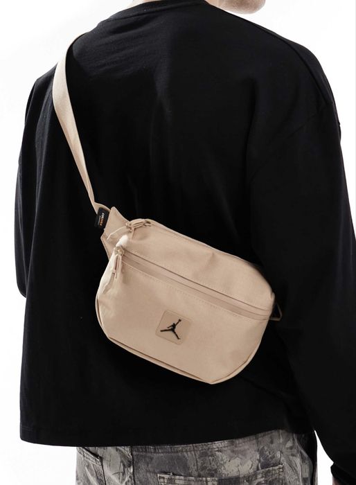 Сумка через плече, бананка Jordan Crossbody (2L)  Оригінал!!!
