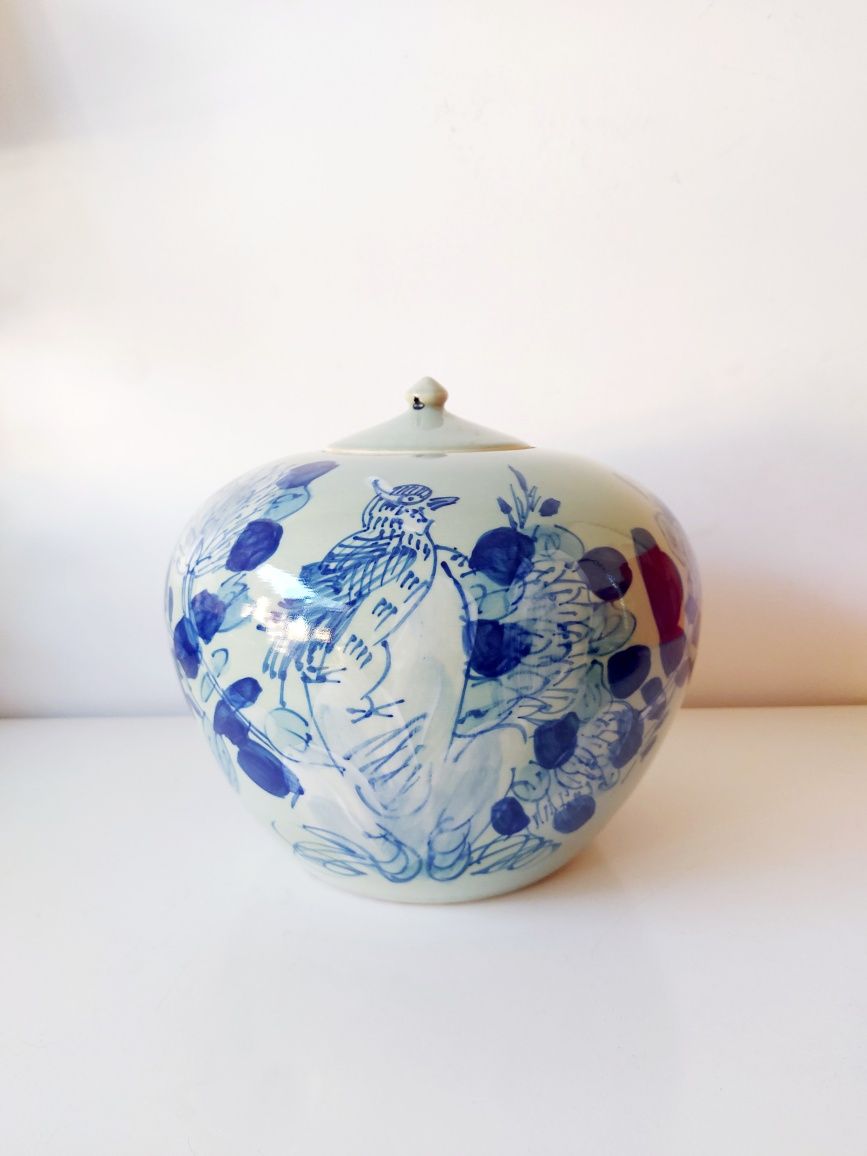 Antigo pote em porcelana chinesa pintado a azul