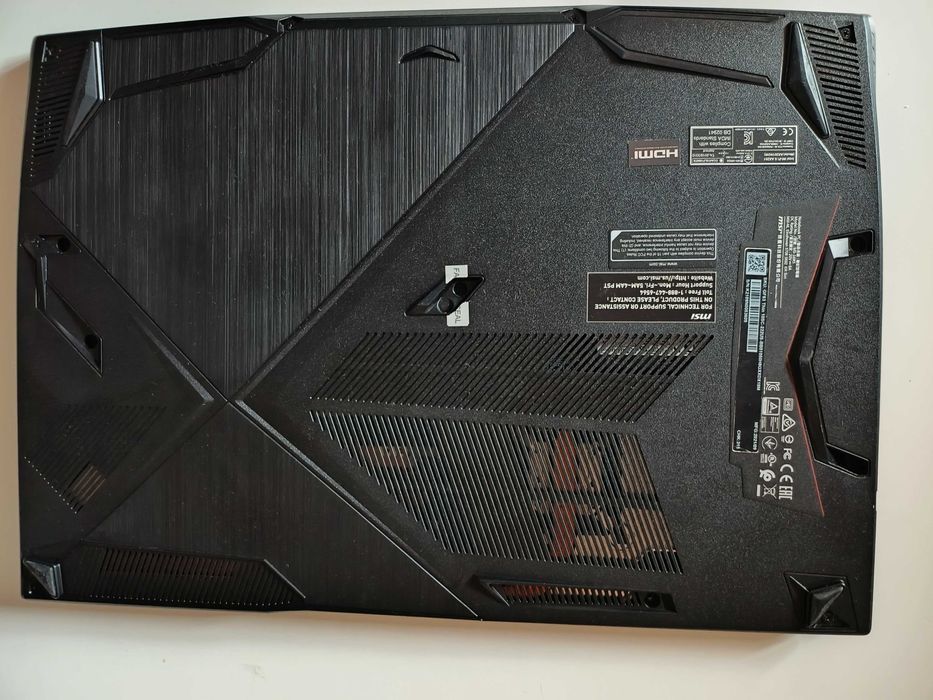 MSI GF63 Thin 10SC i5-10300H 16G nVIDIA GTX1650Max-Q 4Gb SSD512Gb 60Hz